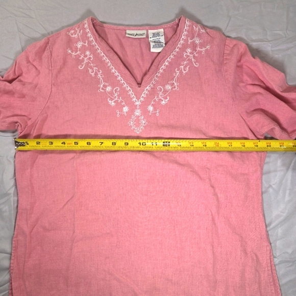 White Stag Pink Linen Tunic with Embroidered Neckline - Picture 4 of 6